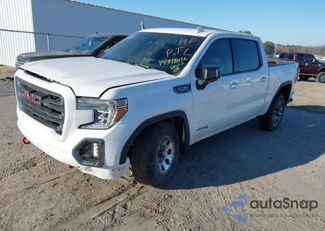 2021 GMC Sierra 1500 4Wd Short Box At4 z USA, uszkodzony, nr VIN 3GTP9EED9MG256975